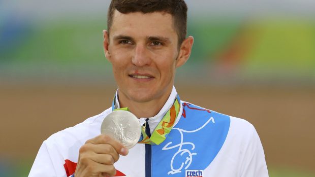 Cyklista Jaroslav Kulhavy v Riu získal stříbrnou medaili v disciplíně Cross country. Ta mu vynese 875 tisíc korun..JPG
