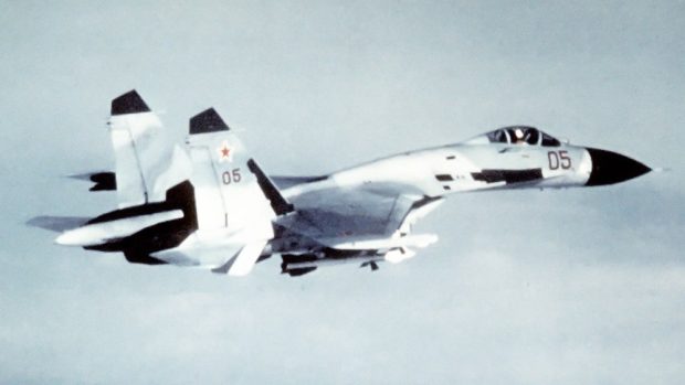 Sovětský stíhací letoun Suchoj Su-27