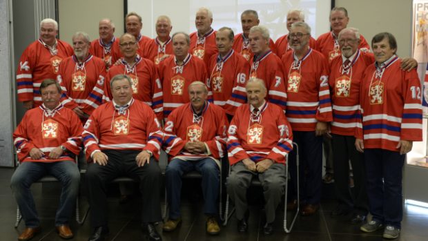 Český tým z roku 1976 při setkání po 40 letech