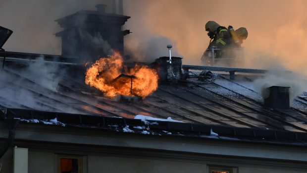 Ve Stockholmu zachvátil požár budovu Královského institutu umění