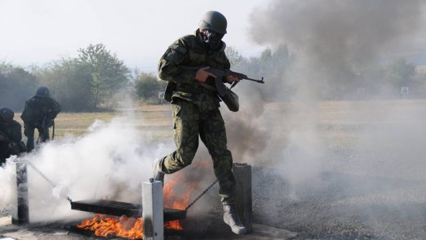 Ondřej Synek je vodní živel, ale v masce se nebojí ani ohně