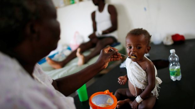 Nemocní cholerou se na Haiti léčí ve speciálních centrech