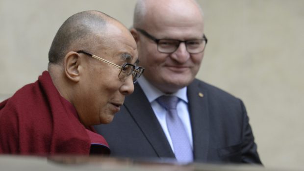 Ministr kultury Daniel Herman se v pondělí sešel s dalajlamou