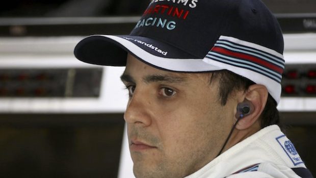 Felipe Massa v F1 působí s jednoletou přestávkou od roku 2002. Na konci letošní sezony končí