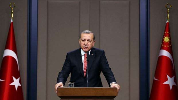 Turecký prezident Erdogan na tiskové konferenci v Ankaře