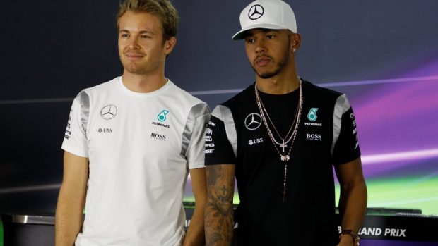 Nico Rosberg a Lewis Hamilton, jeden z nich bude mistrem světa