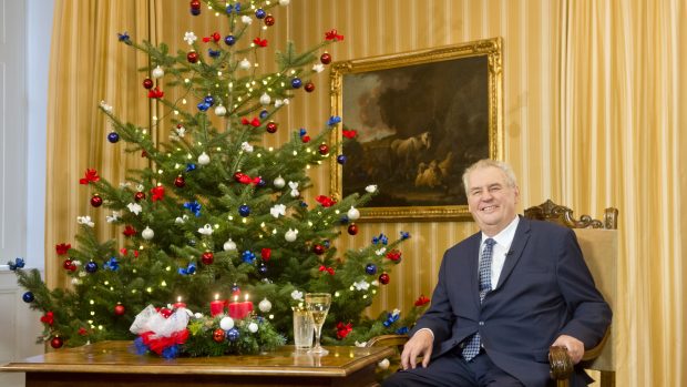 Miloš Zeman při vánočním poselství 2016