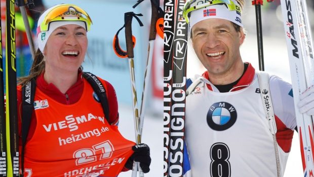 Biatlonový pár Darja Domračevová a Ole Einar Björndalen