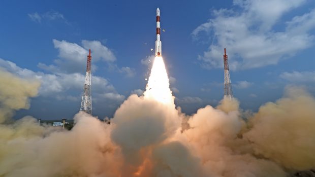 Indická raketa PSLV-C37