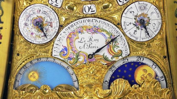 Aukční síň v Praze nabízí v dražbě barokní hodiny za 55 milionů