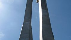 Loděnice v Gdaňsku - Pomník padlým odborářům