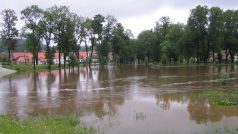 Rozvodněná Malše v Plavu u Českých Budějovic