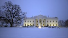 Bílý dům ve Washingtonu pod sněhem
