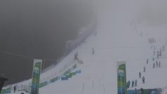 V mlze a na salmiaku, tak lyžují slalomáři na ZOH