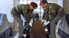 Ostatky neznámého vojína spočinou v kolumbáriu Národního památníku na Vítkově