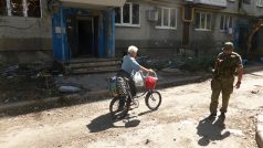 Život v ukrajinském městě Jasinovatá poznamenaly líté boje