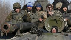 Ukrajinští vojáci opustili Debalcevo, mají těžké ztráty