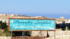 Lampedusa, turistický ráj i cíl uprchliků