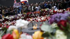 Tryzna v Jerevanu na památku více až 1,5 milionu lidí zabitých při masakrech před sto lety v Osmanské říši