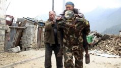 Zemětřesení s epicentrem v Nepálu zasáhlo také sousední Tibet