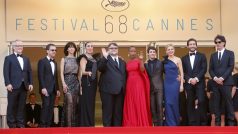Porota na filmovém festivalu v Cannes