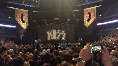 Americká rocková skupina Kiss v pražské O2 areně