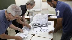 Výsledky řeckého referenda by měly být známy ještě dnes