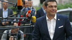 Řecký premiér Alexis Tsipras přichází v Bruselu na mimořádný summit EU k migrační problematice