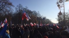 Protivládní demonstrace ve Varšavě