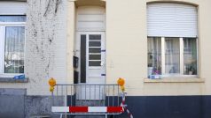 Dům v bruselské čtvrti Forest, ve kterém došlo k přestřelce mezi policií a ozbrojenci