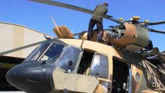 Výcvik afghánských pilotů, základna na letišti v Kábulu