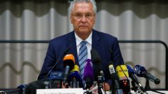 Bavorský ministr vnitra Joachim Herrmann seznámil novináře s výsledky dosavadního četření