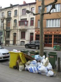 Třídění odpadu je v Bruselu.