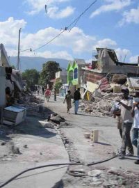Haiti. Ostrov po zemětřesení.
