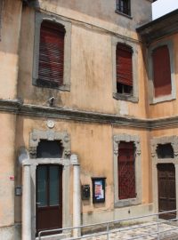 Obec Celana na severu Itálie má jen 150 obyvatel, úřady tady přitom chtěly ubytovat stovky běženců