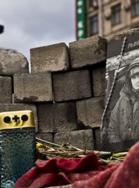 Vzpomínka na mrtvé na kyjevském Majdanu