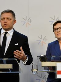Slovenský premiér Robert Fico a polská premiérka Ewa Kopaczová
