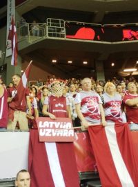 Fanoušci Lotyšska šetří na rozdíl od Litevců hlasivky do haly Arena Riga