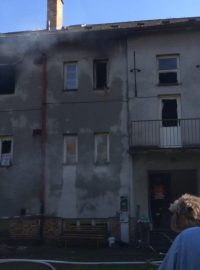 V bytovém domě v Dobroníně na Jihlavsku vybuchla propan-butanová lahev