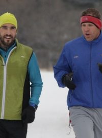Olympijský vítěz David Svoboda a americký olympionik Eli Bremer při běhu v Colorado Springs