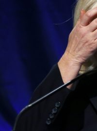 Strana Marine Le Penové propadla v druhém kole regionálních voleb