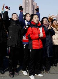 Obyvatelé Pchjongjangu nadšeně reagují na oznámení úspěšného testu vodíkové pumy