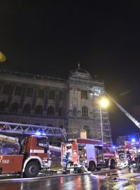 Historickou budovu Národního muzea v Praze zachvátil v noci na 12. února požár