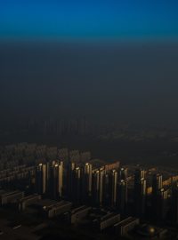 Opar nad čínským městem, snímek pro Tianjin Daily, který byl oceněný v rámci soutěže World Press Photo