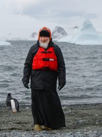 Patriarcha Kirill mezi antarktickými tučňáky
