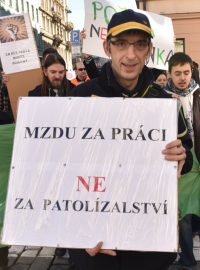 Protest zaměstnanců České pošty v Praze