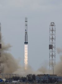 Evropská sonda projektu ExoMars míří k rudé planetě. Do vesmíru ji vynesla ruská raketa Proton