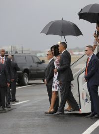 Americký prezident Barack Obama přiletěl na Kubu