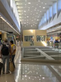 Vestibul nové stanice Jardim Oceanico v riodejaneirském metru