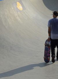 V parku mají i bowli pro skateboarding.jpg